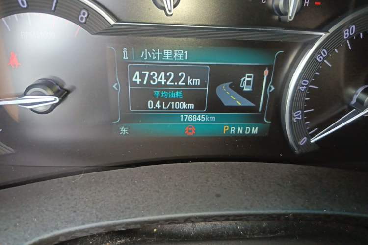 Used Buick GL8 2018 ES 28T Flagship Model China VI Standard Odometer Close Up