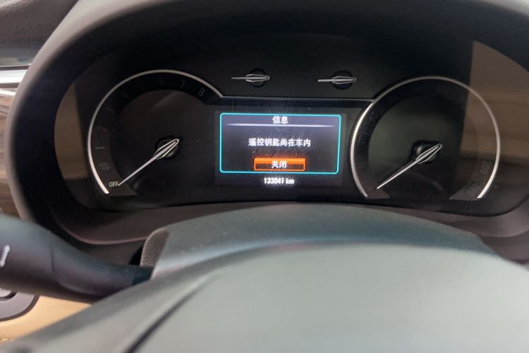 Used Buick GL8 2018 ES 28T Flagship Model China VI Standard Odometer Close Up