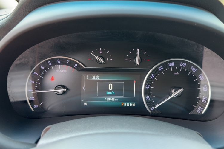 Used Buick GL8 2018 ES 28T Comfort Model China VI Standard Odometer Close Up