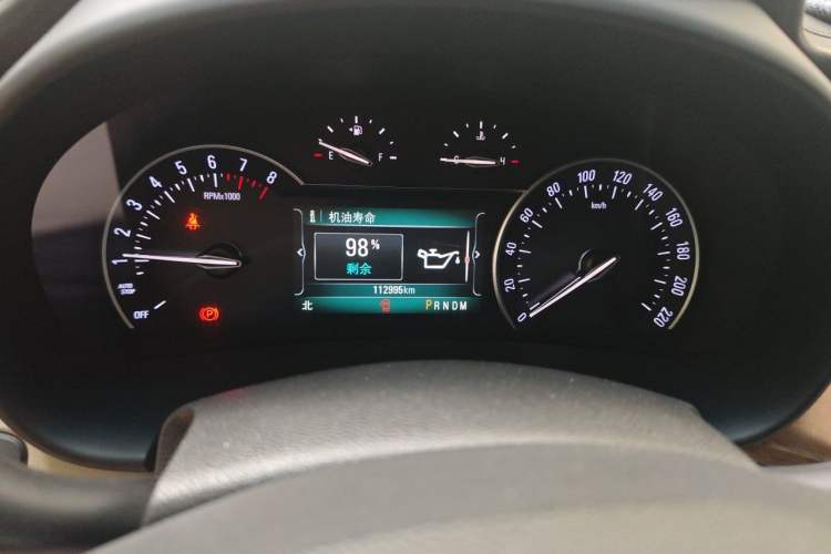 Used Buick GL8 2018 ES 28T Comfort Model China VI Standard Odometer Close Up