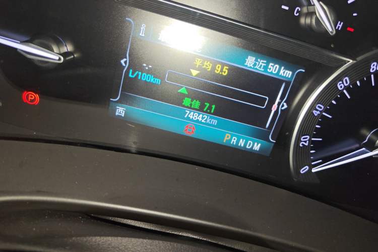 Used Buick GL8 2018 ES 28T Comfort Model China VI Standard Odometer Close Up