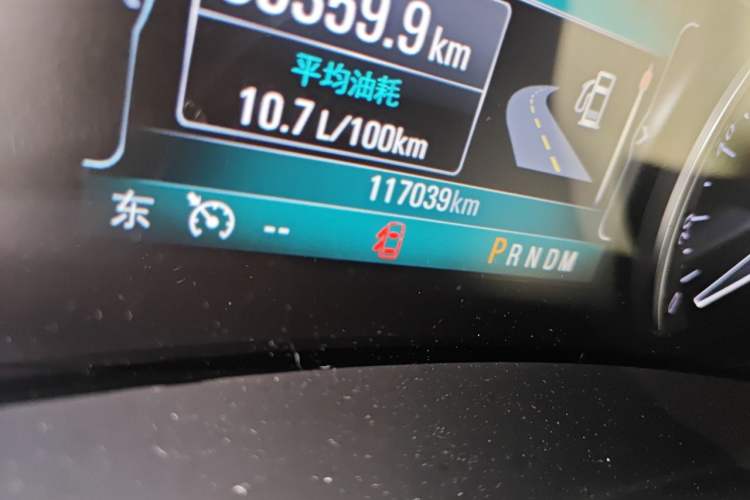 Used Buick GL8 2018 ES 28T Comfort Model China VI Standard Odometer Close Up