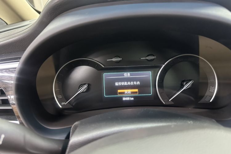 Used Buick GL8 2018 ES 28T Luxury Model China VI Standard Odometer Close Up