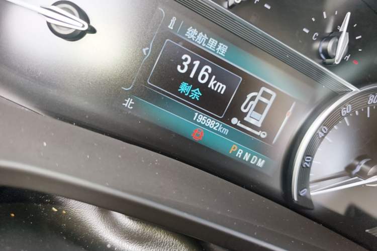 Used Buick GL8 2018 ES 28T Comfort Model China VI Standard Odometer Close Up