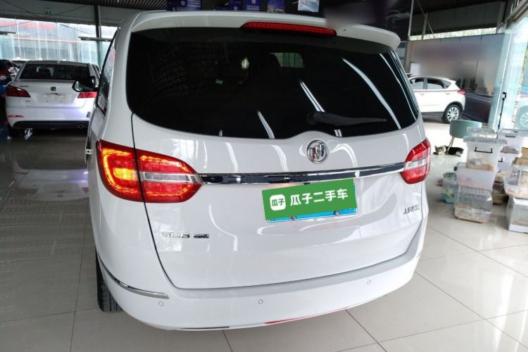 Used Buick GL8 2018 28T Luxury Model China VI Standard Rear