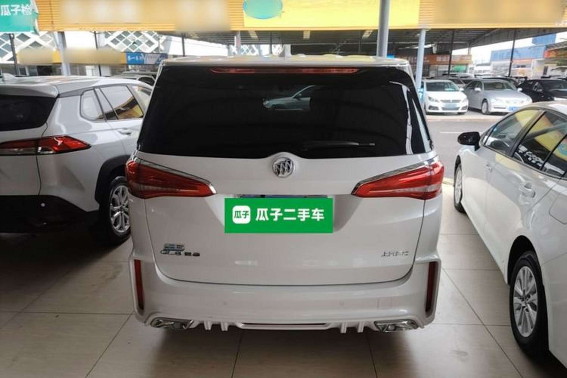 Used Buick GL8 2018 ES 28T Comfort Model China VI Standard Rear