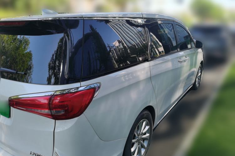 Used Buick GL8 2018 ES 28T Comfort Model China VI Standard Rear Right 45 Deg