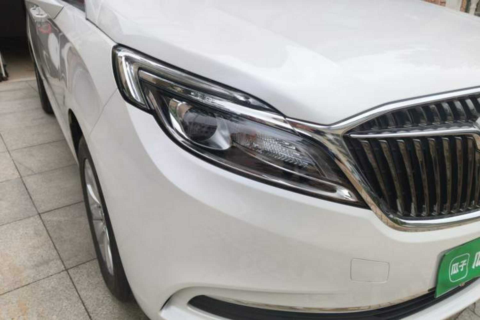 Used Buick GL8 2018 ES 28T Comfort Model China VI Standard Right Front Headlight