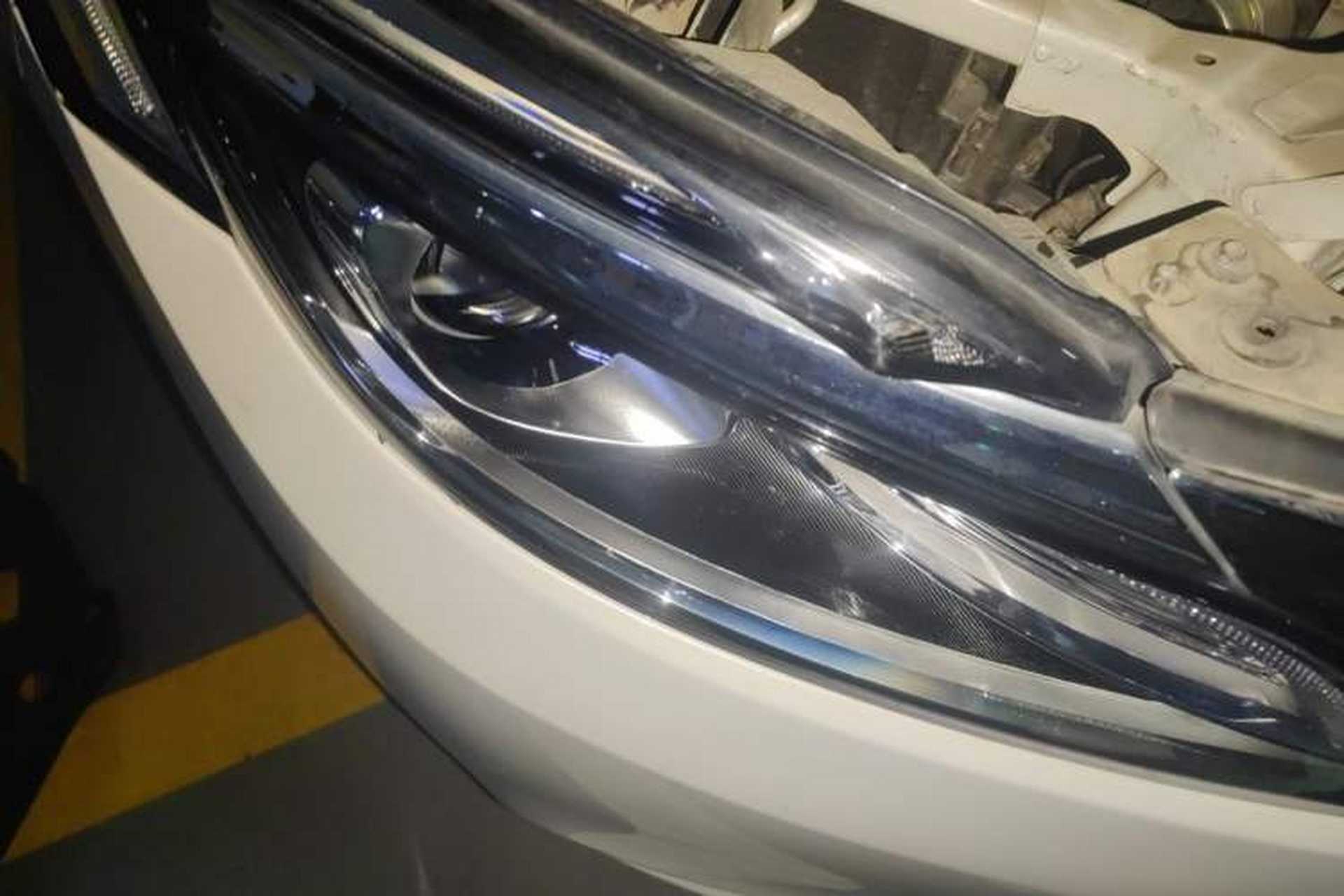 Used Buick GL8 2018 ES 28T Comfort Model China VI Standard Right Front Headlight