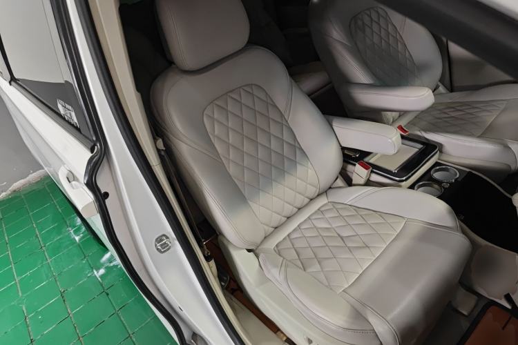 Used Buick GL8 2018 ES 28T Comfort Model China VI Standard Right Front Seat