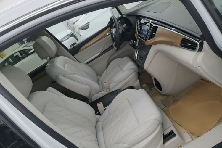 Used Buick GL8 2018 ES 28T Comfort Model China VI Standard Right Front Seat