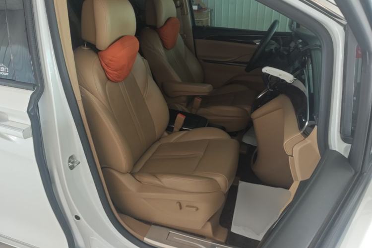 Used Buick GL8 2018 ES 28T Flagship Model China VI Standard Right Front Seat
