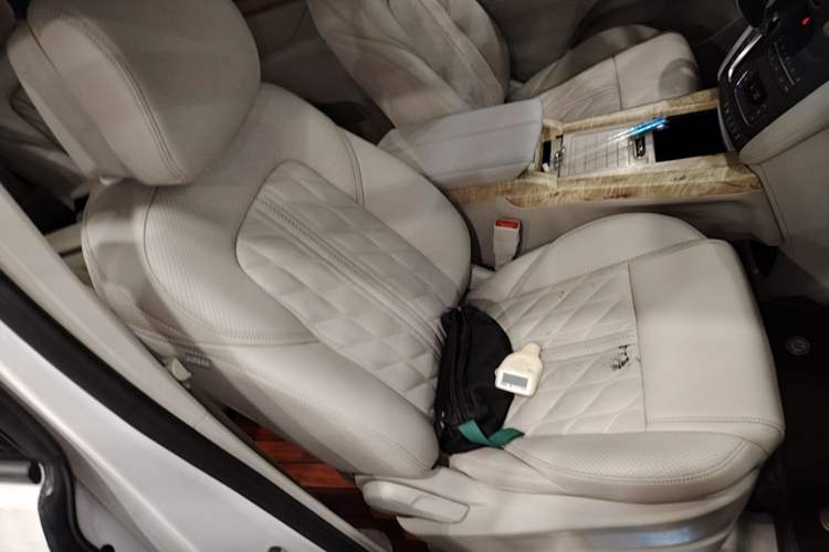 Used Buick GL8 2018 ES 28T Comfort Model China VI Standard Right Front Seat