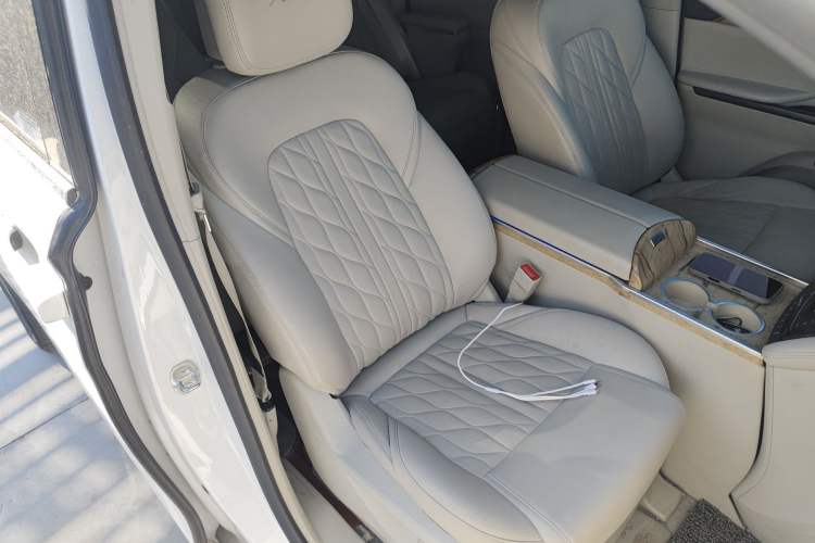 Used Buick GL8 2018 ES 28T Comfort Model China VI Standard Right Front Seat