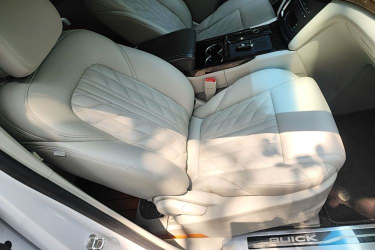 Used Buick GL8 2018 ES 28T Comfort Model China VI Standard Right Front Seat