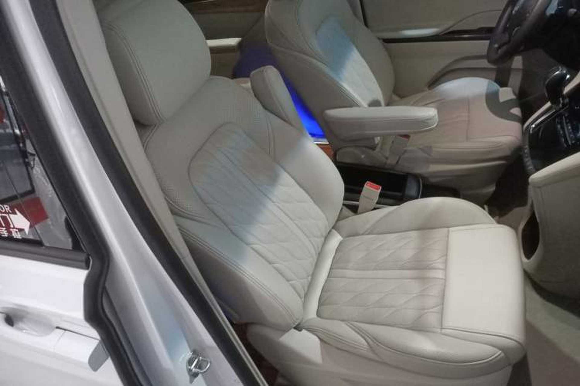 Used Buick GL8 2018 ES 28T Comfort Model China VI Standard Right Front Seat