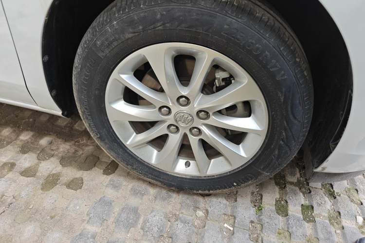 Used Buick GL8 2018 ES 28T Comfort Model China VI Standard Right Front Wheel Hub