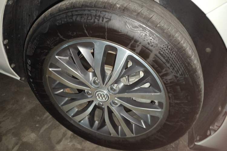Used Buick GL8 2018 ES 28T Luxury Model China VI Standard Right Front Wheel Hub
