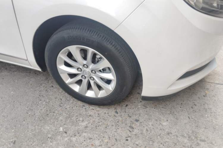 Used Buick GL8 2018 ES 28T Comfort Model China VI Standard Right Front Wheel Hub