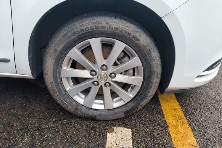 Used Buick GL8 2018 28T Luxury Model China VI Standard Right Front Wheel Hub