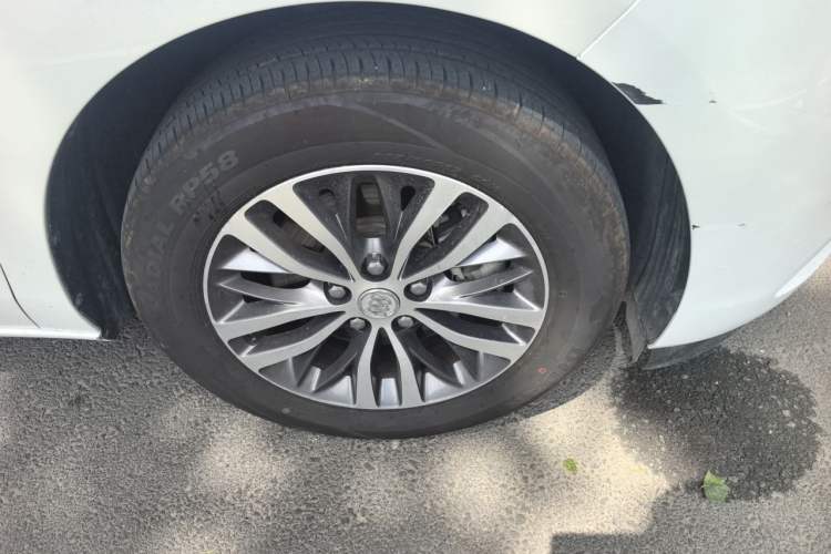 Used Buick GL8 2018 ES 28T Comfort Model China VI Standard Right Front Wheel Hub