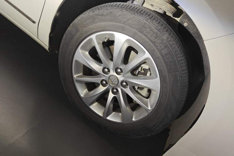 Used Buick GL8 2018 ES 28T Comfort Model China VI Standard Right Front Wheel Hub