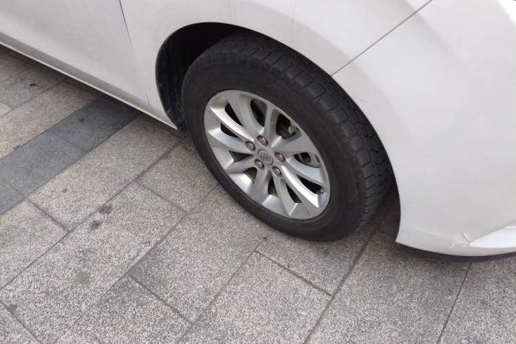 Used Buick GL8 2018 ES 28T Premium Model China VI Standard Right Front Wheel Hub