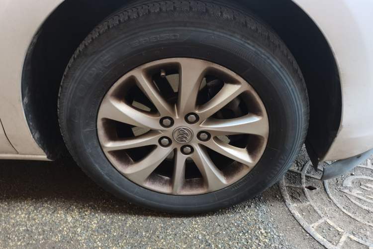 Used Buick GL8 2018 ES 28T Comfort Model China VI Standard Right Front Wheel Hub