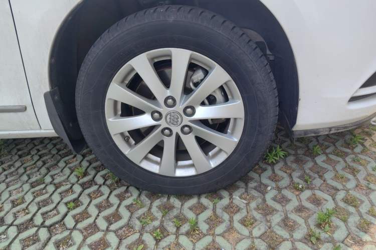 Used Buick GL8 2018 28T Luxury Model China VI Standard Right Front Wheel Hub