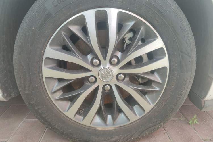 Used Buick GL8 2018 ES 28T Luxury Model China VI Standard Right Front Wheel Hub