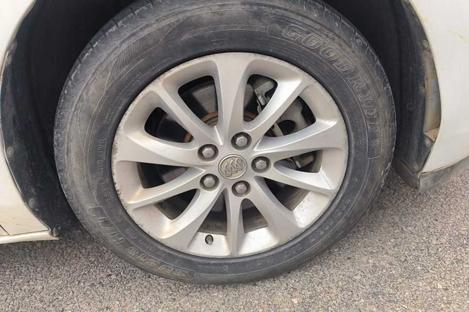 Used Buick GL8 2018 ES 28T Comfort Model China VI Standard Right Front Wheel Hub