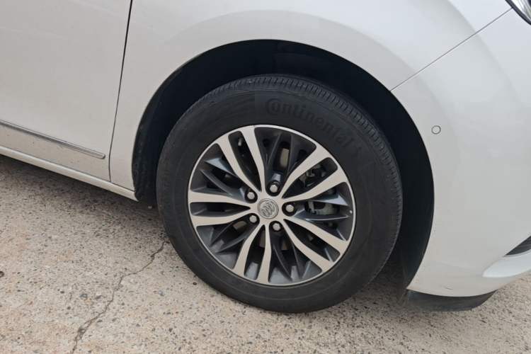 Used Buick GL8 2018 ES 28T Flagship Model China VI Standard Right Front Wheel Hub