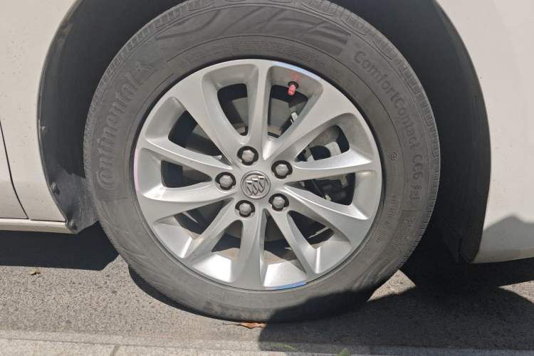 Used Buick GL8 2018 ES 28T Comfort Model China VI Standard Right Front Wheel Hub