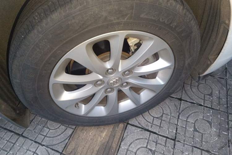 Used Buick GL8 2018 ES 28T Comfort Model China VI Standard Right Front Wheel Hub
