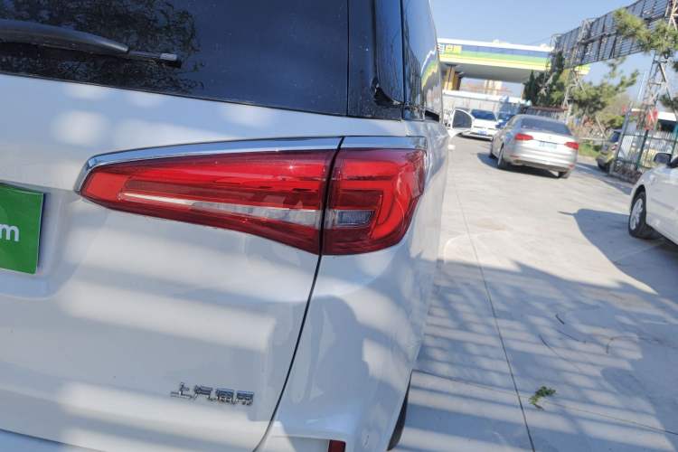 Used Buick GL8 2018 ES 28T Comfort Model China VI Standard Right Rear Taillight