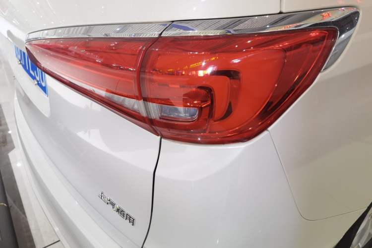 Used Buick GL8 2018 ES 28T Comfort Model China VI Standard Right Rear Taillight