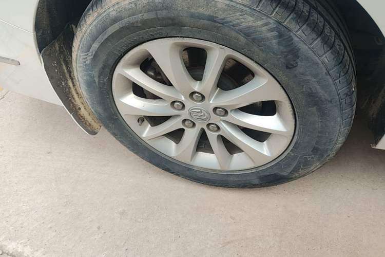 Used Buick GL8 2018 ES 28T Comfort Model China VI Standard Right Rear Wheel Hub