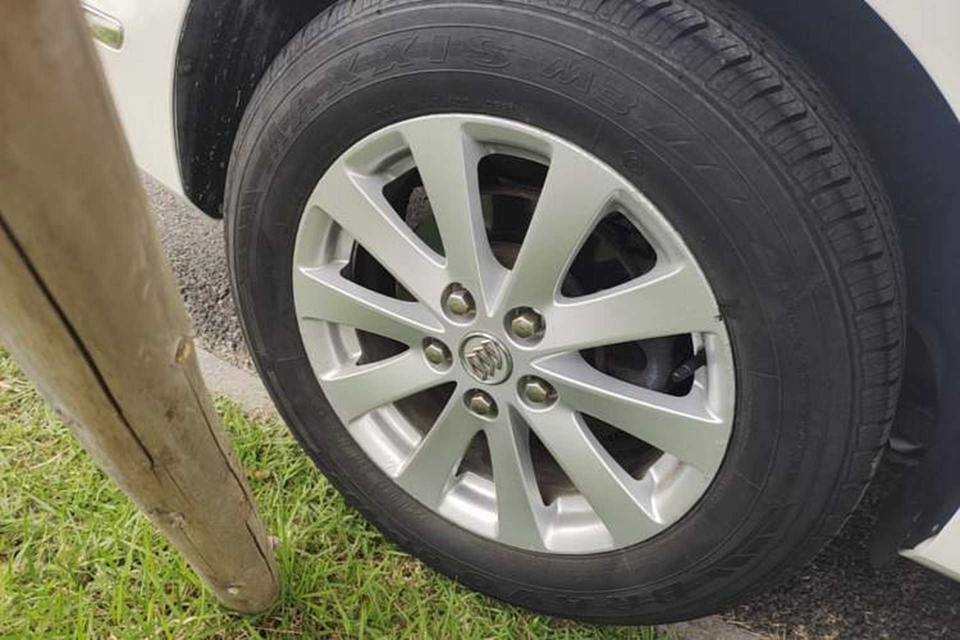 Used Buick GL8 2018 28T Prestige Version China VI Standard Right Rear Wheel Hub