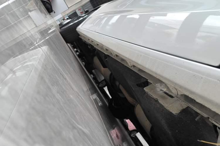 Used Buick GL8 2018 ES 28T Comfort Model China VI Standard Right Side Sill