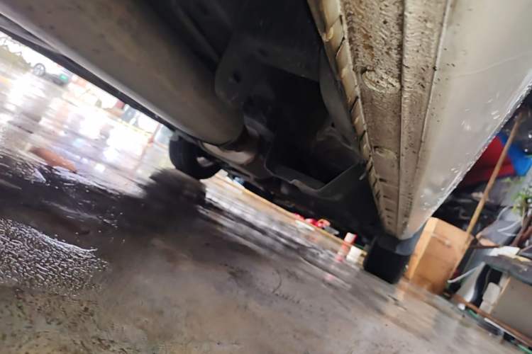 Used Buick GL8 2018 28T Comfort Model China VI Standard Right Side Sill