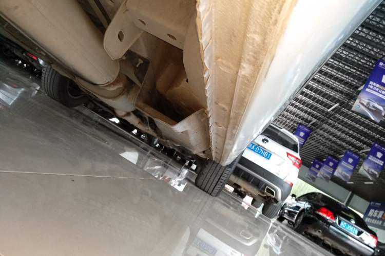 Used Buick GL8 2018 28T Luxury Model China VI Standard Right Side Sill