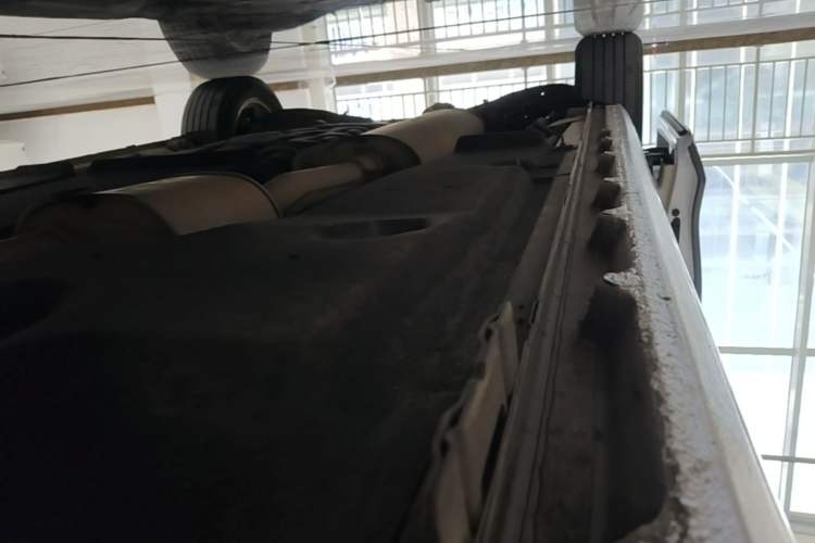 Used Buick GL8 2018 ES 28T Comfort Model China VI Standard Right Side Sill