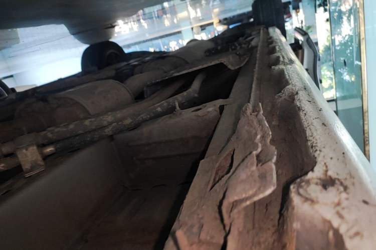 Used Buick GL8 2018 ES 28T Luxury Model China VI Standard Right Side Sill