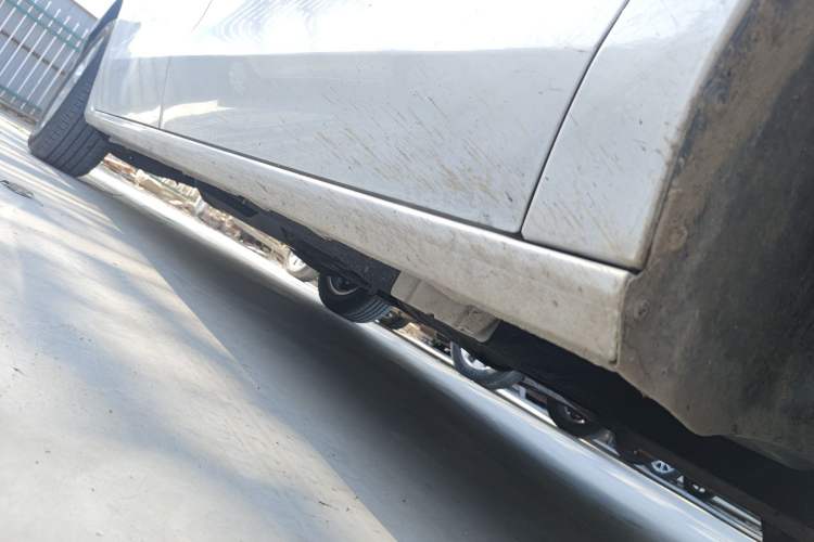 Used Buick GL8 2018 ES 28T Comfort Model China VI Standard Right Side Sill
