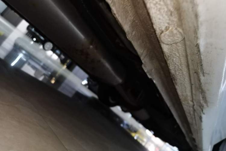 Used Buick GL8 2018 ES 28T Comfort Model China VI Standard Right Side Sill