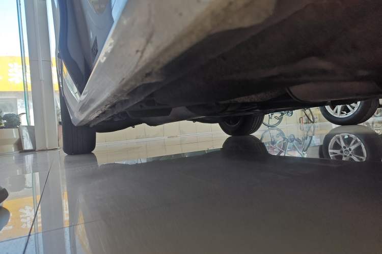 Used Buick GL8 2018 ES 28T Flagship Model China VI Standard Right Side Sill