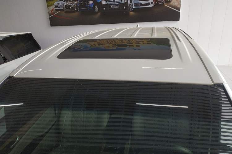 Used Buick GL8 2018 ES 28T Comfort Model China VI Standard Roof