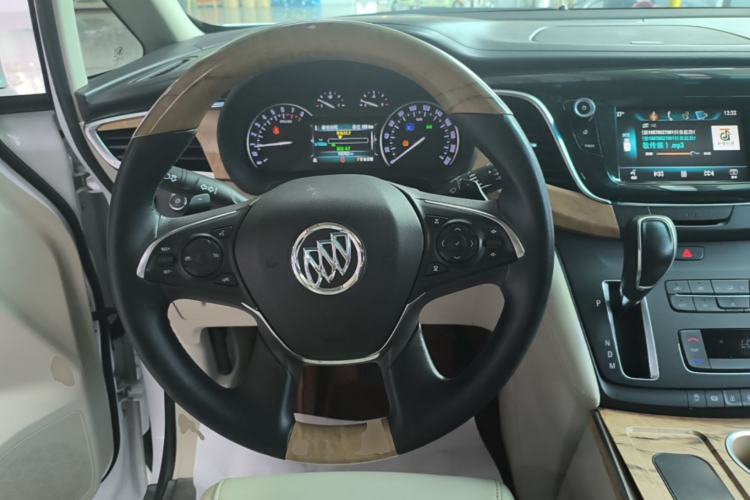 Used Buick GL8 2018 ES 28T Comfort Model China VI Standard Steering Wheel