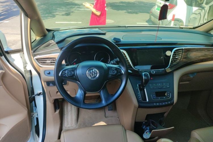 Used Buick GL8 2018 ES 28T Premium Model China VI Standard Steering Wheel