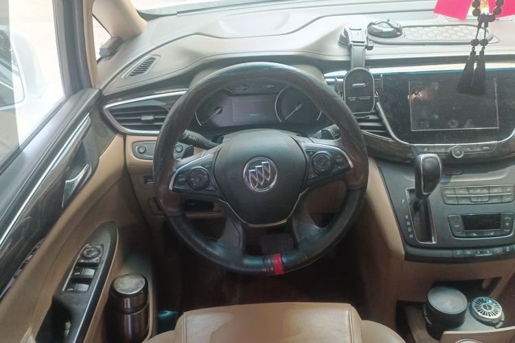 Used Buick GL8 2018 ES 28T Premium Model China VI Standard Steering Wheel